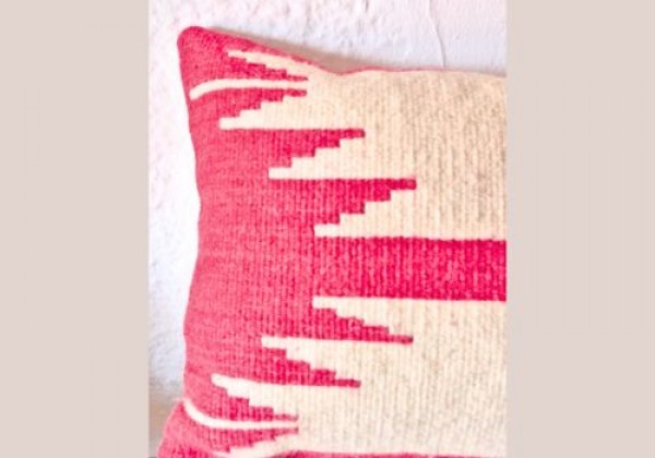 El Dokuma Yün Kırlent 'esprit pink'